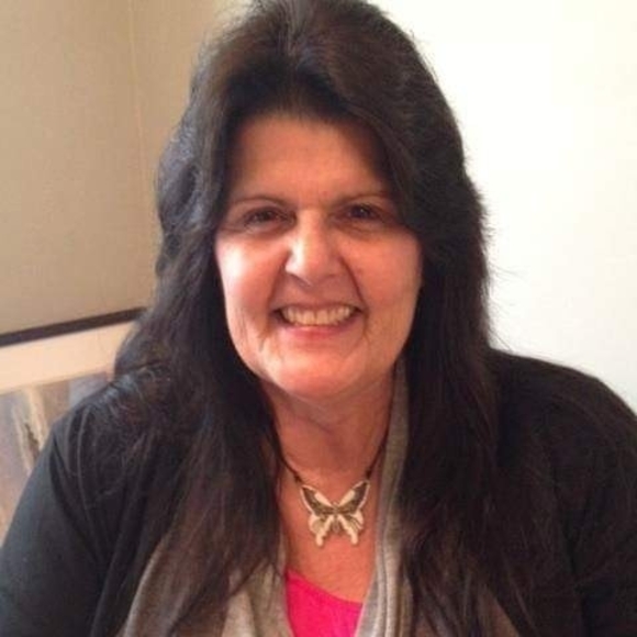 Meet your Posher, Kim - Picture 1 of 1